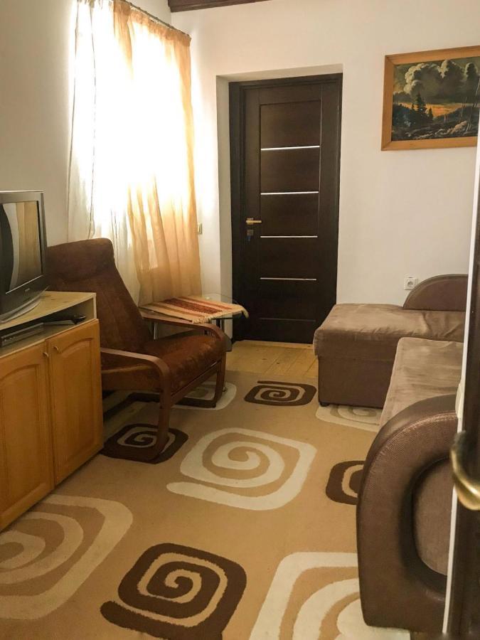 Шале Карпатська Казка 斯拉夫西克 客房 照片